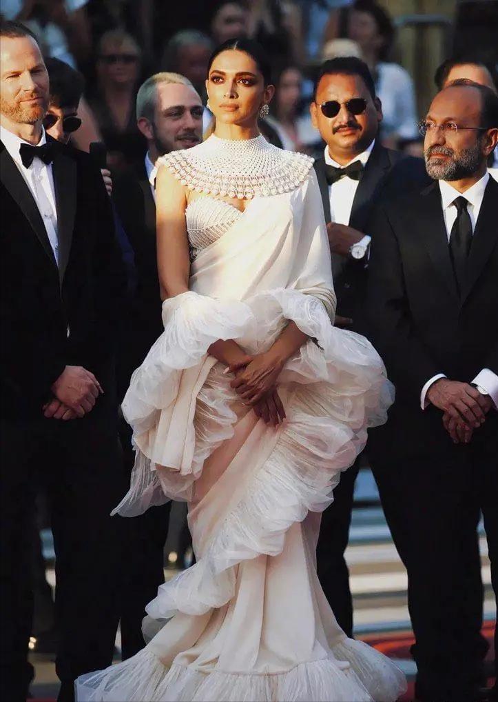 印度首富夫人有多壕,印度首富的老婆有多奢侈