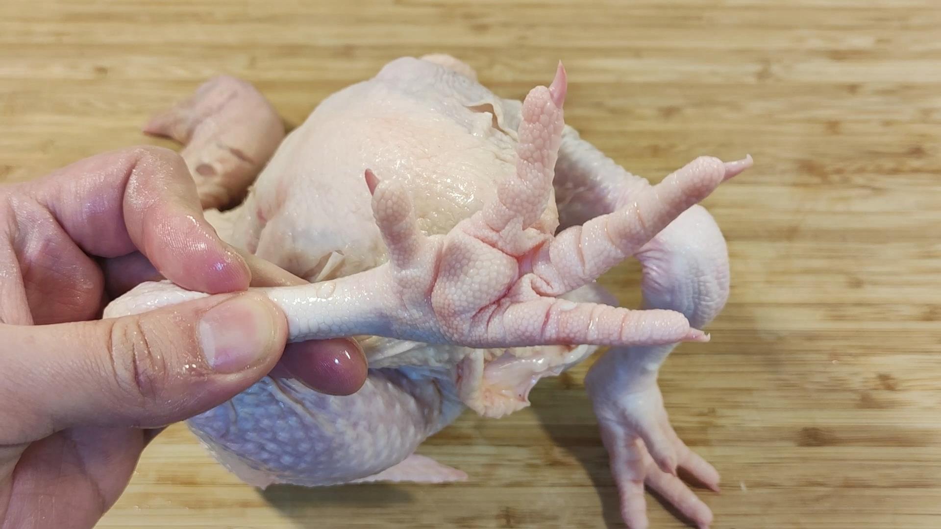 炖鸡汤的正确做法放什么,炖鸡汤都放什么料营养又好吃