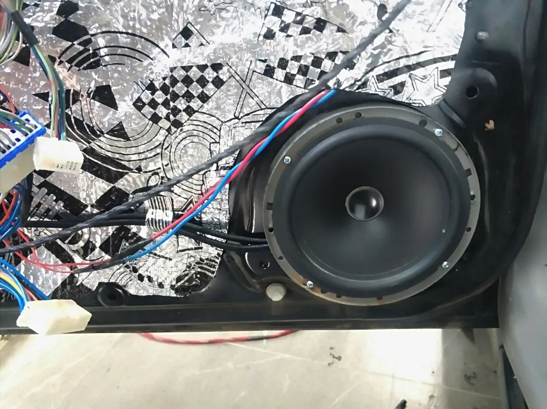 铃木天语隔音改装效果,铃木维特拉无损改装音响