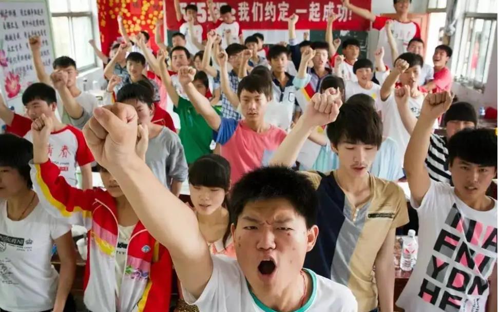 高考报名时间2023高考人数,2023年全国高考报名人数上涨原因