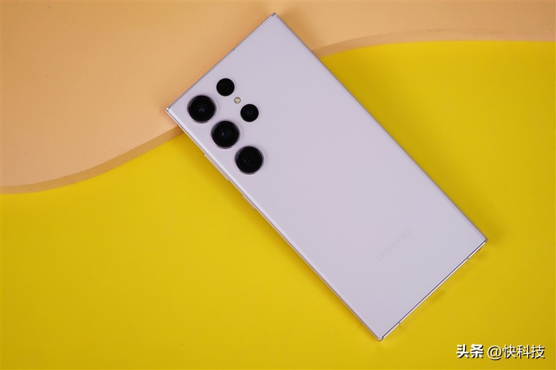 三星galaxys22超大杯,三星galaxys23ultra湖屿蓝评测