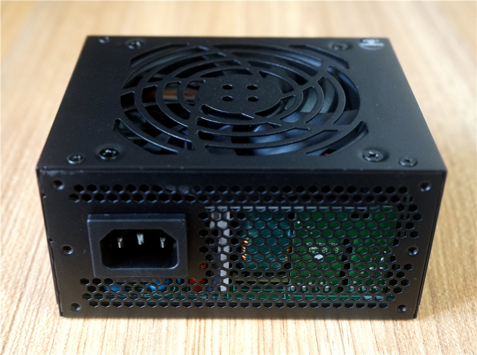 12600K+ROGZ690i+影驰3060+银欣LD03ITX机箱装机记