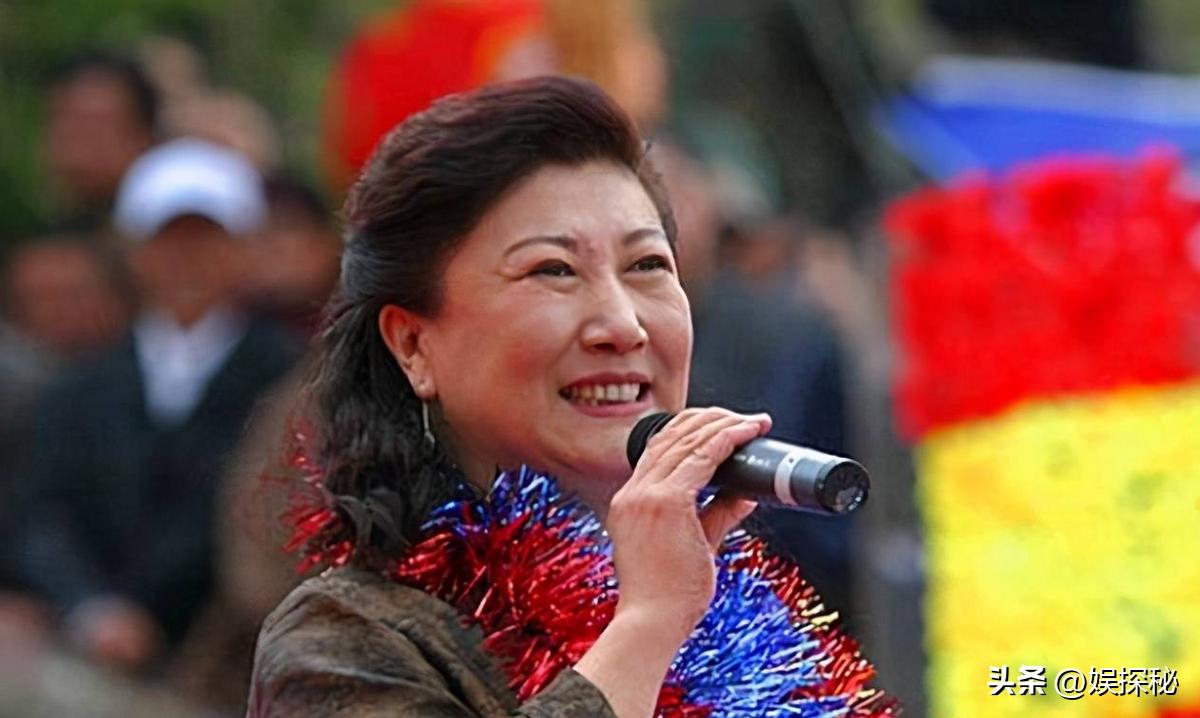 何庆魁的字画值钱吗,李甲忠和何庆魁谁的字画值钱