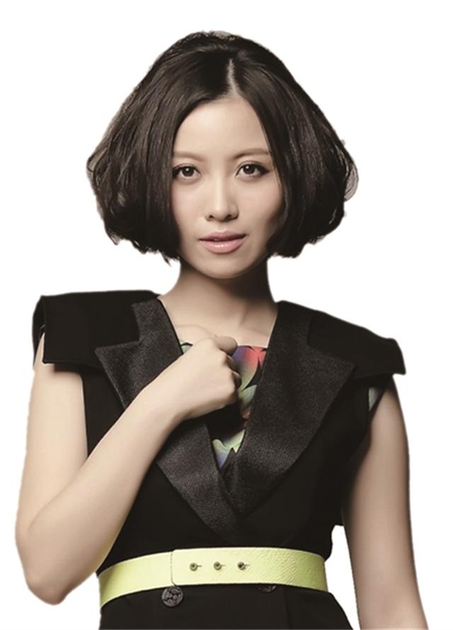 姚贝娜铜像图文,姚贝娜墓地雕塑