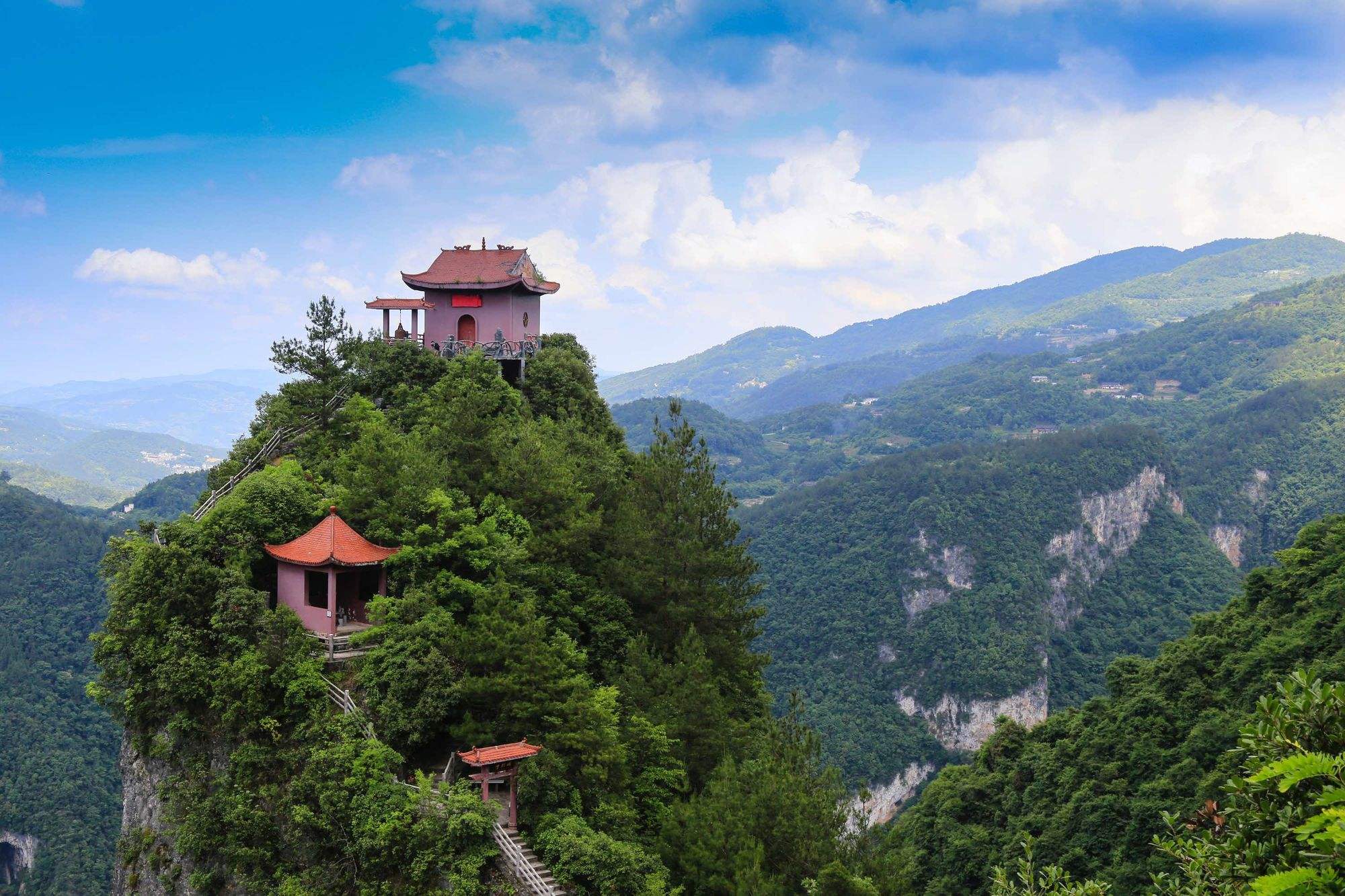 恩施苗族土家族自治州旅游景点,湖北恩施旅游必去十大景点