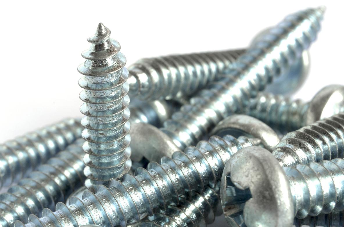 自攻螺钉的应用,自攻螺钉的好处与弊端