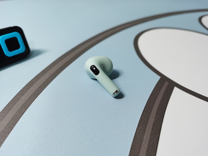 闪魔e05耳机真实测评,音贝奇real1pro和闪魔e05