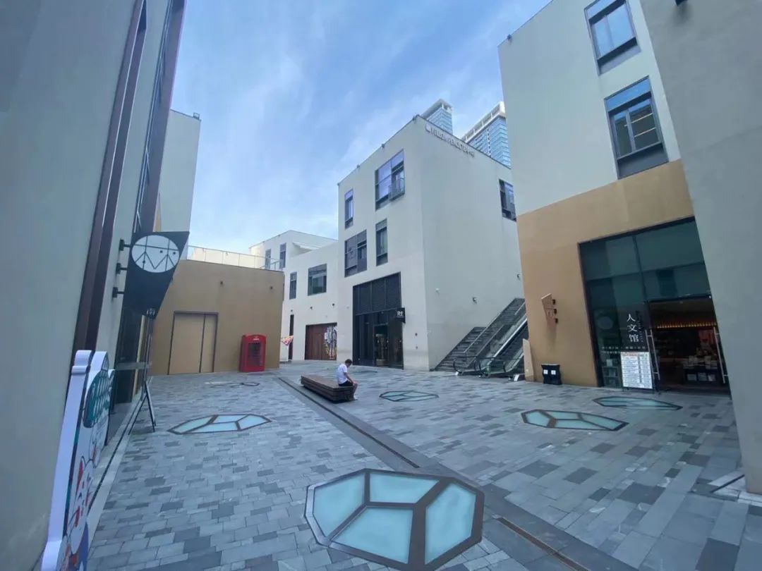 深业上城公寓,深业上城到笔架山的桥