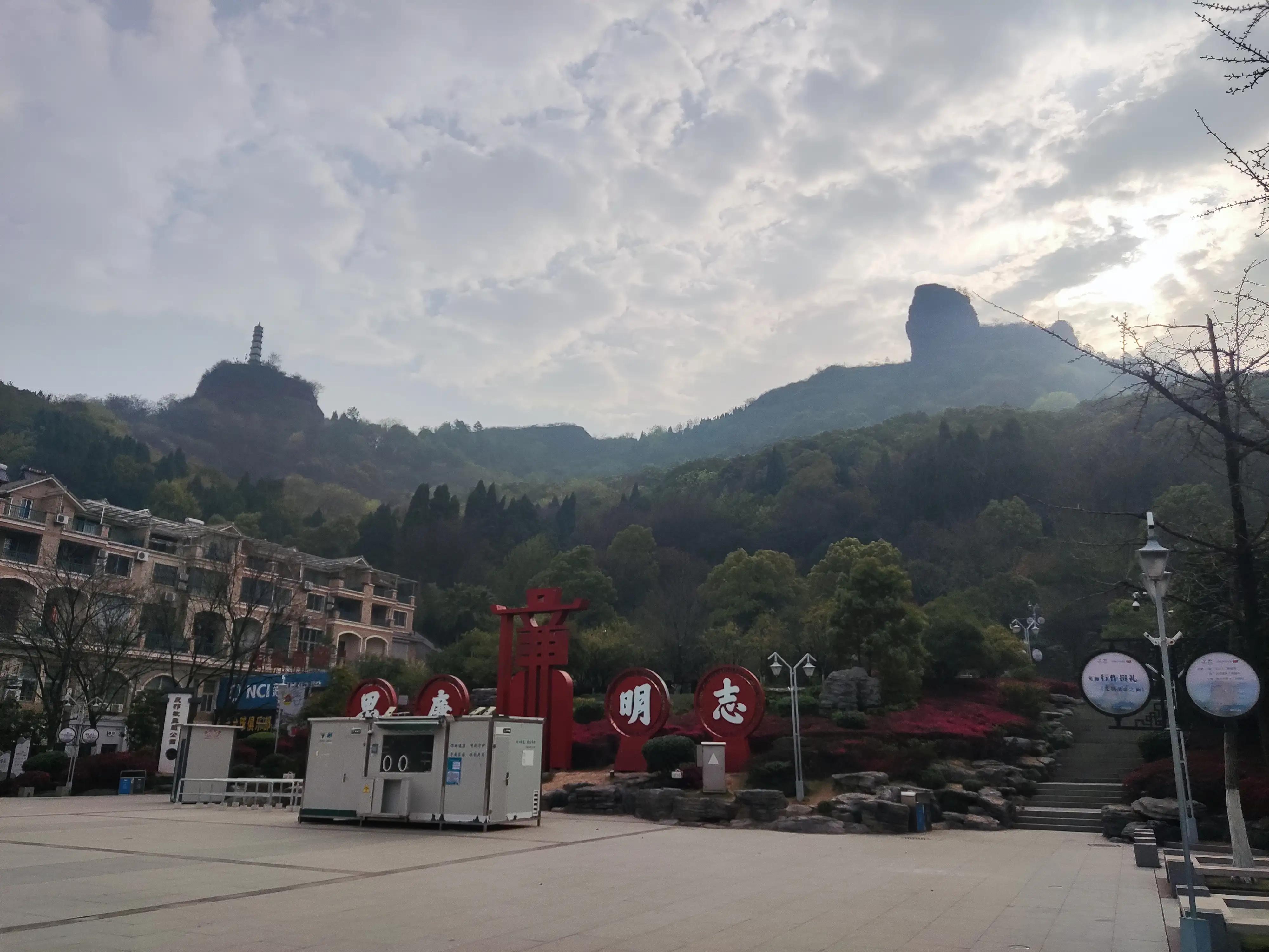 坐长途火车游中国,坐着火车旅行中国