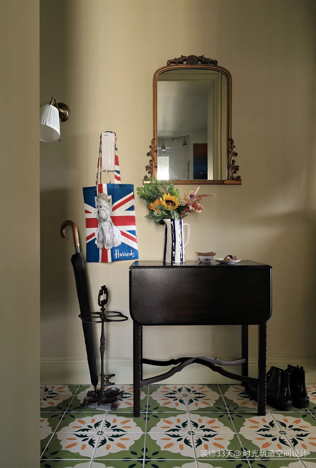 绻佸崕閮藉競閲岀殑鐢板洯鐢熸椿,绻佸崕閮藉競涓殑璇楁剰浜哄眳