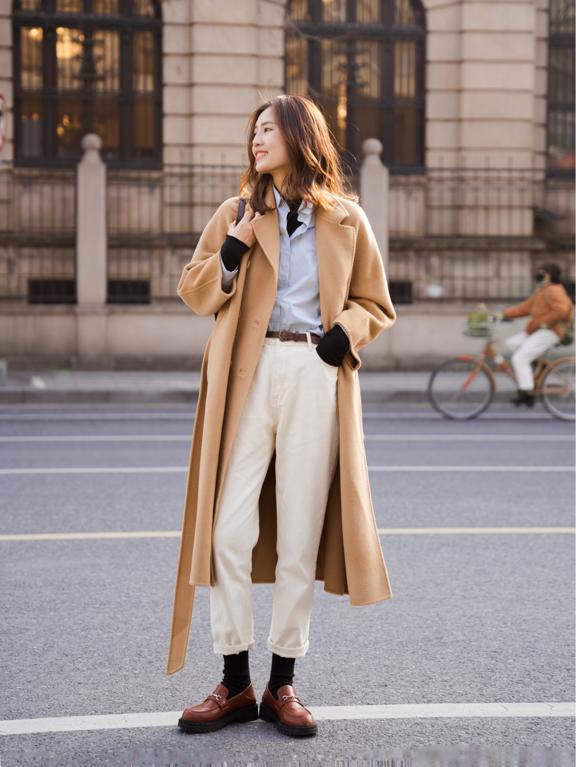 适合冬天穿羊毛混纺大衣,适合在冬季穿的浅色大衣