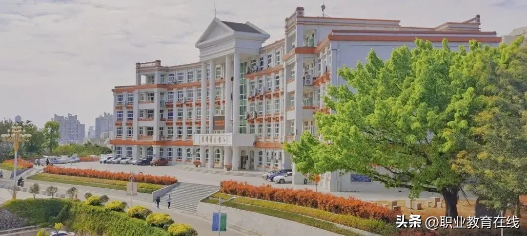 泉州有哪些大学排名一览表,泉州为什么发展不起来