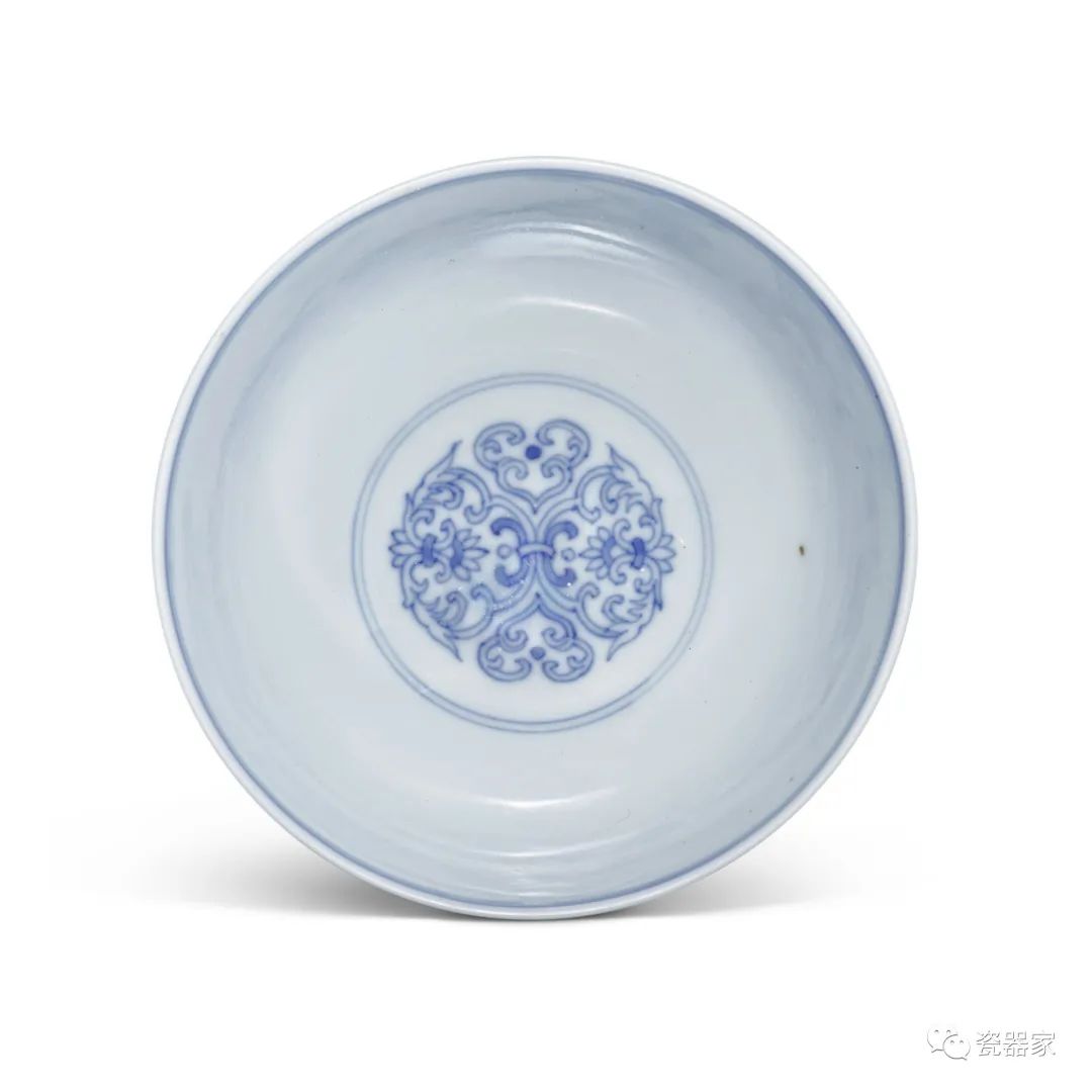 苏富比瓷器秋拍 (苏富比19年香港瓷器春拍)