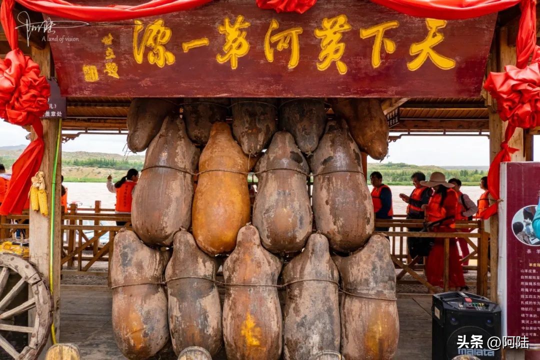 游玩鸣沙山,鸣沙山月牙泉与中卫沙坡头哪个好