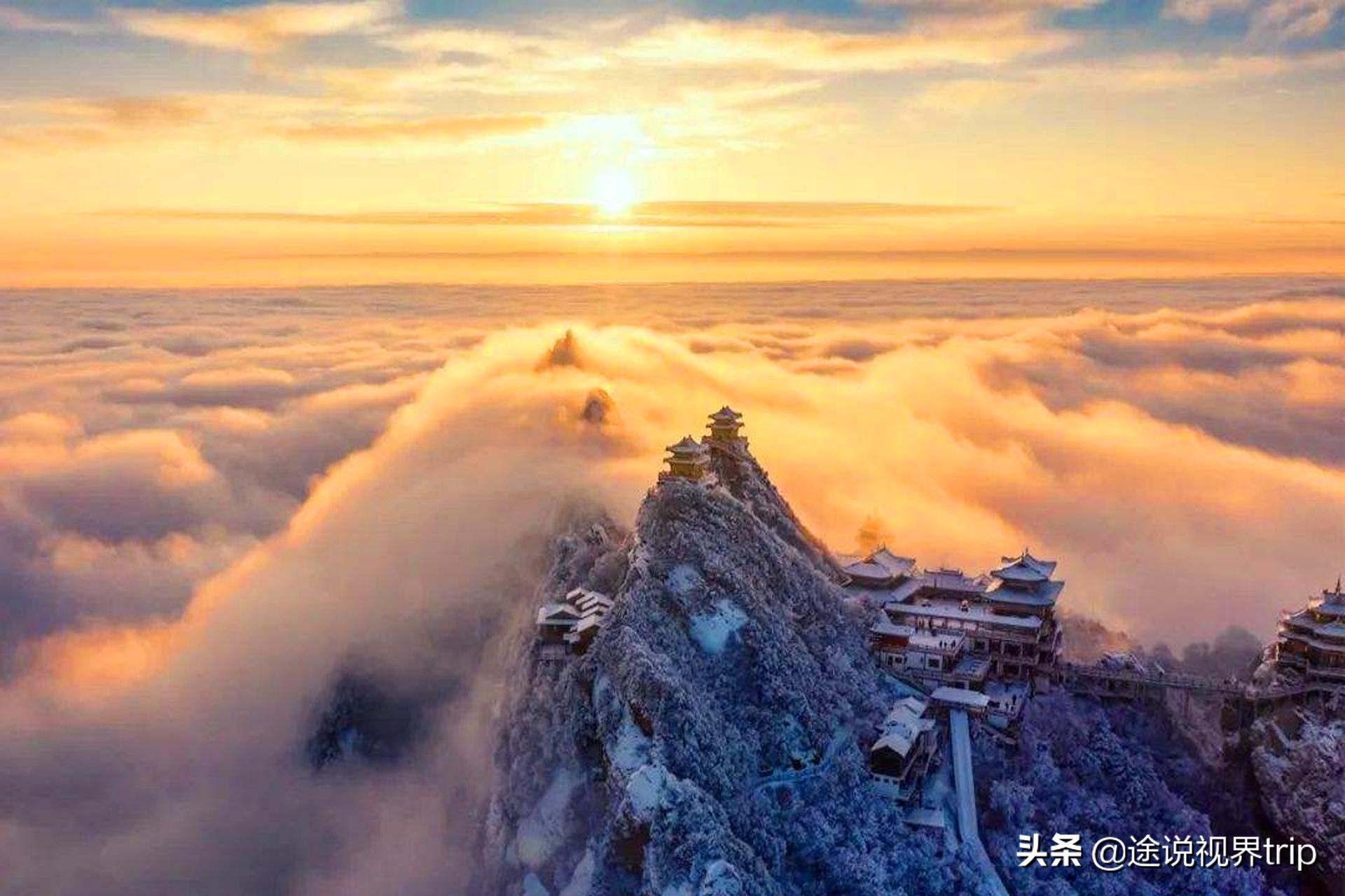 冰封奇景绝美的雪山，老君山一场雪惊艳了整个华夏，仿佛误入天宫