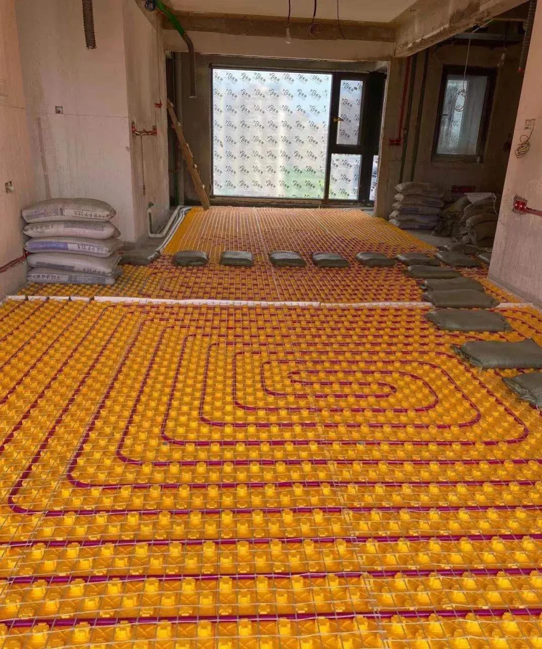 壁挂炉供暖选地暖还是暖气片,地暖与暖气片如何选择