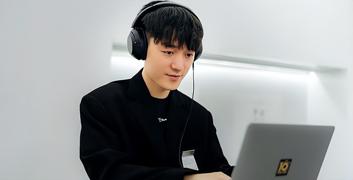 哪个头戴式蓝牙耳机最值得购买,最具性价比的头戴式蓝牙耳机推荐