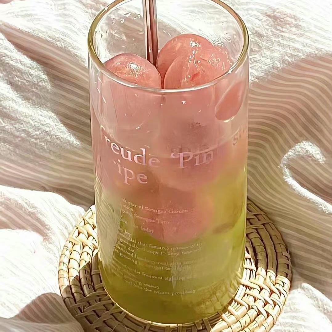 2022微信朋友圈背景图小清新,2022红色朋友圈背景图干净简约