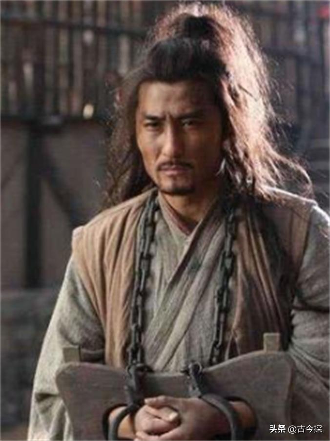 水浒传中，林冲到底是懦弱还是狠毒？毛主席的评论一针见血