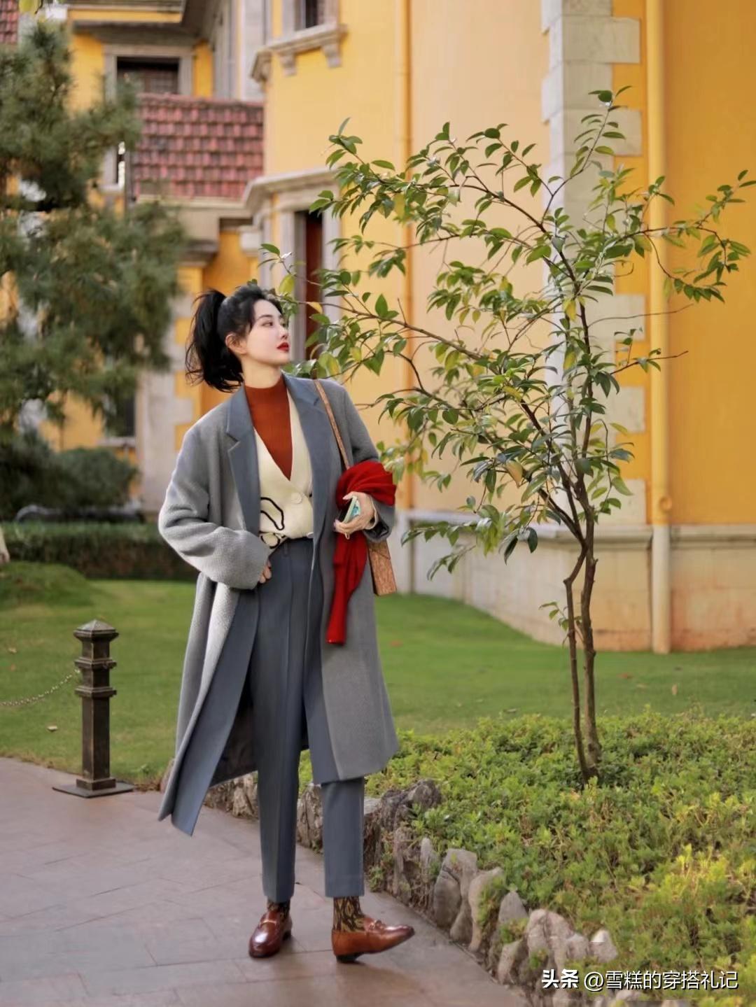 乐福鞋2023最新款亮皮靴子,冬季不想穿靴子乐福鞋百搭