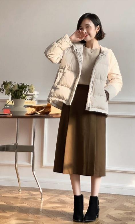 小个子必看的羽绒服穿搭技巧,小个子如何选羽绒服长度显高