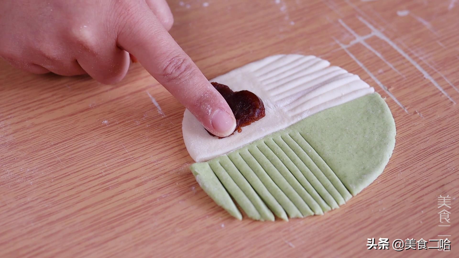 天冷了可以放热水里面加热发面吗,冬天如何发面快速发好