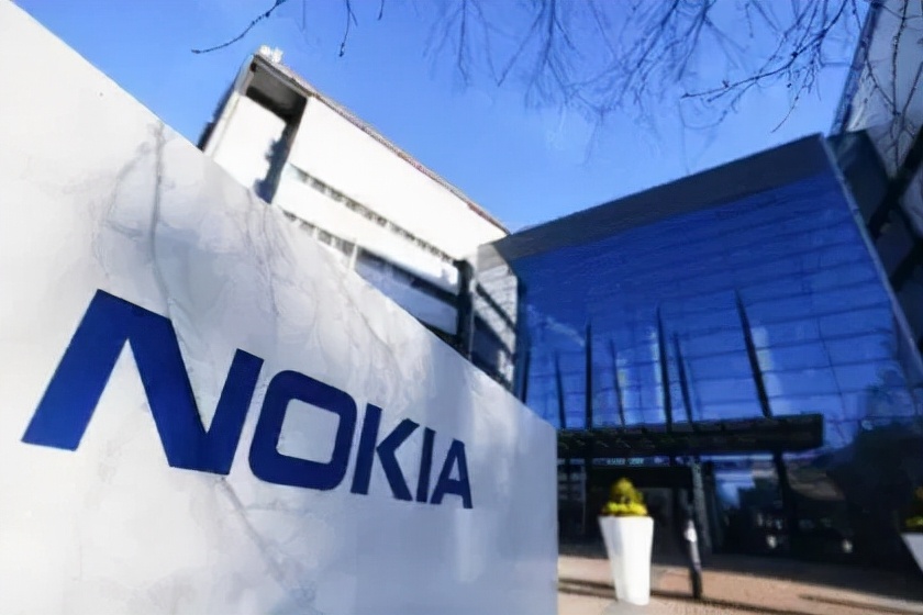 当年称霸的诺基亚，销声匿迹的这些年在干嘛？如今连苹果也要折服