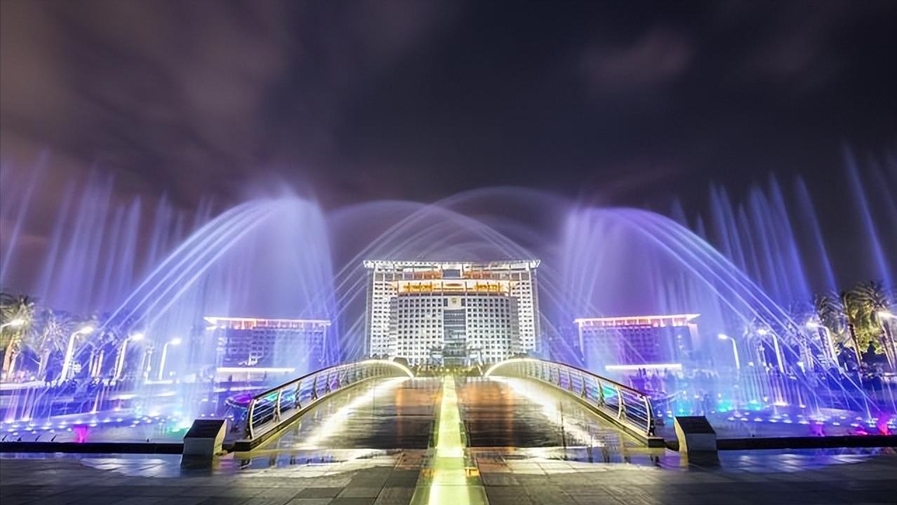 苏州金鸡湖景区旅游景点,苏州金鸡湖风景区介绍