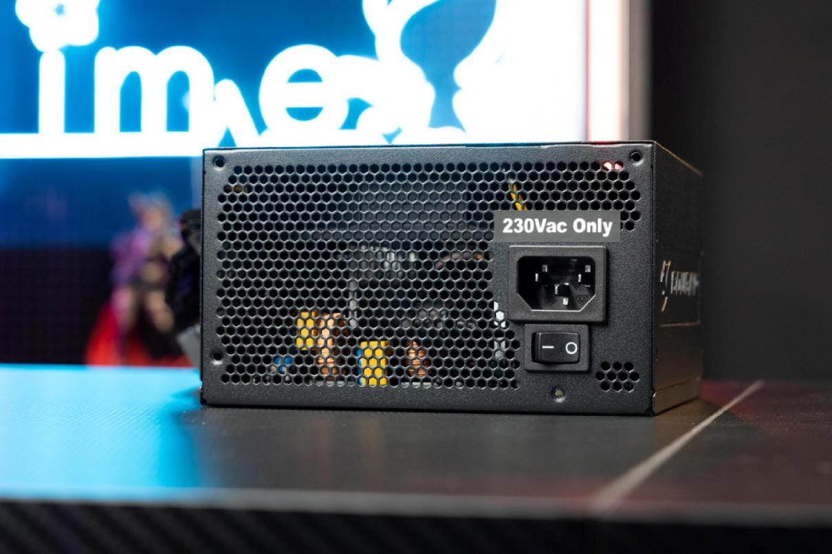 二百三的电源够用吗,两百机箱