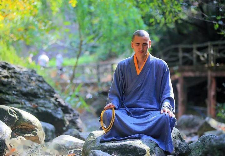 释明心放弃铁饭碗出家,最帅和尚释明心放弃铁饭碗