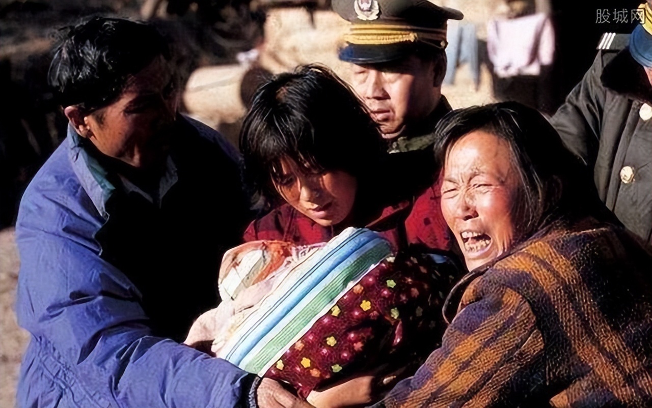 挑战社会法治底线！“暗藏杀机”的“寄血验子”，为何屡禁不止？