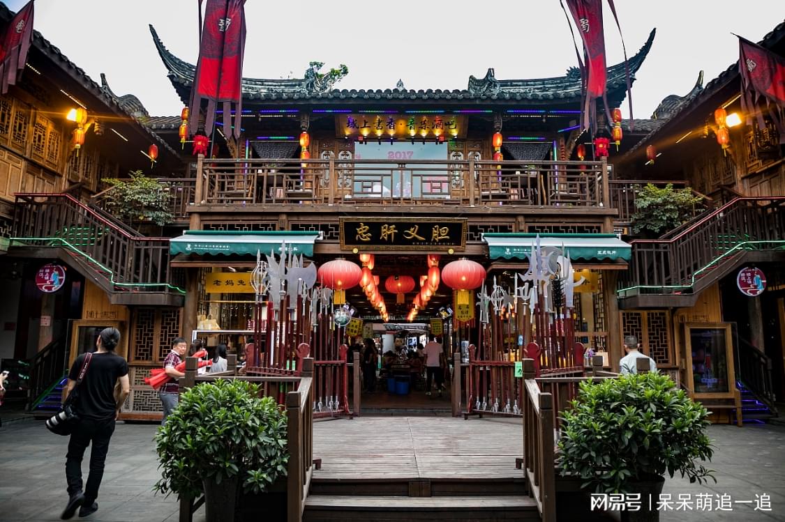 成都游玩攻略冬季旅游团,成都游玩攻略四天三晚