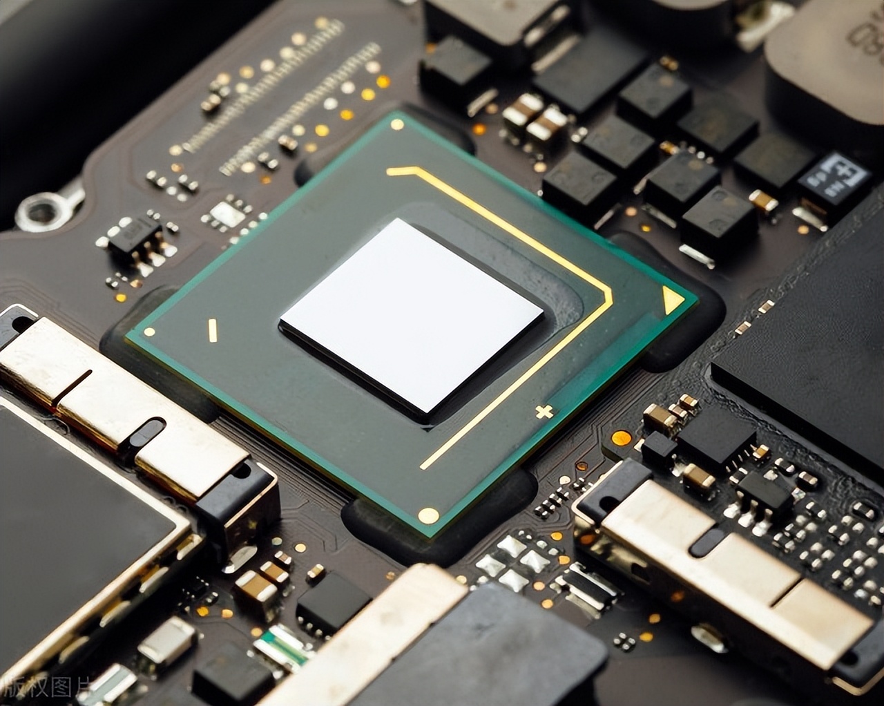 3500到4000的办公笔记本电脑推荐,如何选一款办公用笔记本电脑