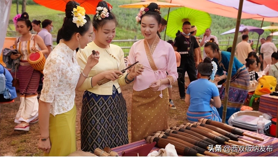 西双版纳泼水节文化讲解,云上泼水节之版纳之巅