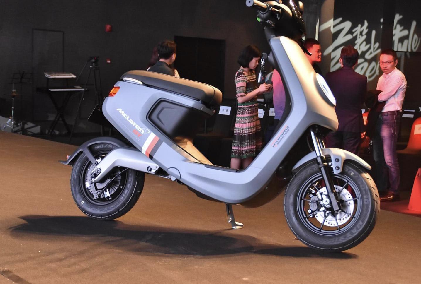 九号电动车对比小牛电动车哪个好,3000块小牛和九号电动车哪个好