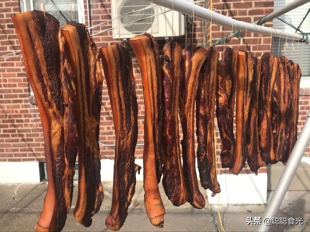 腌腊肉100斤肉放多少盐才不咸不淡,10斤猪肉放了180克盐腌腊肉会咸吗