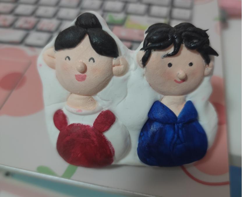 13岁女孩被班主任性侵后，因一本侦探小说，找到“自救”之路