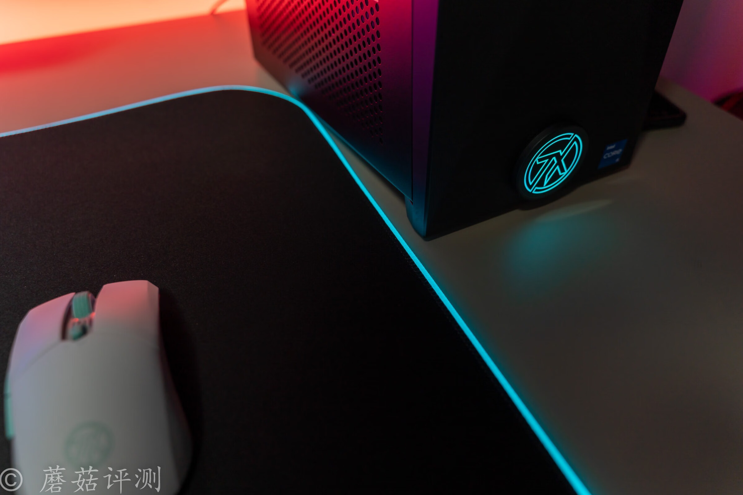 雷蛇重甲虫幻彩版鼠标垫不够丝滑,雷蛇razergigantusv2鼠标垫