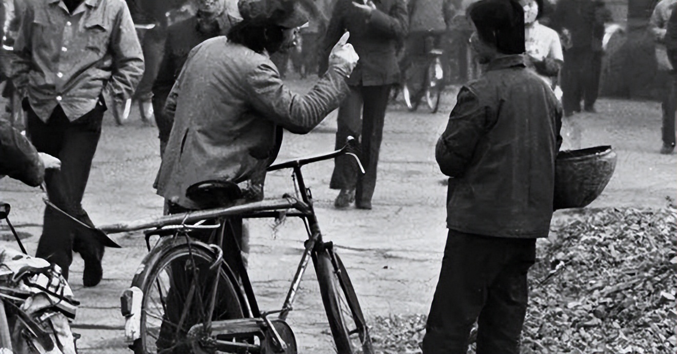 1994年山东女子挖到35克拉钻石,挖钻石真实案件