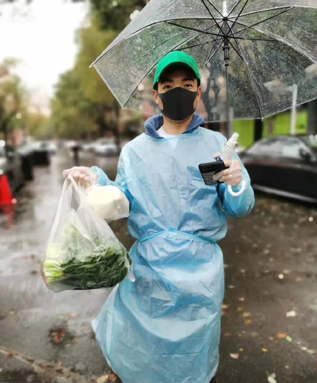 这家上海公司，3700名员工志愿送菜、跑腿！公司：坚决支持