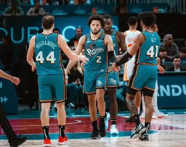 新赛季东契奇表现,东契奇再创奇迹