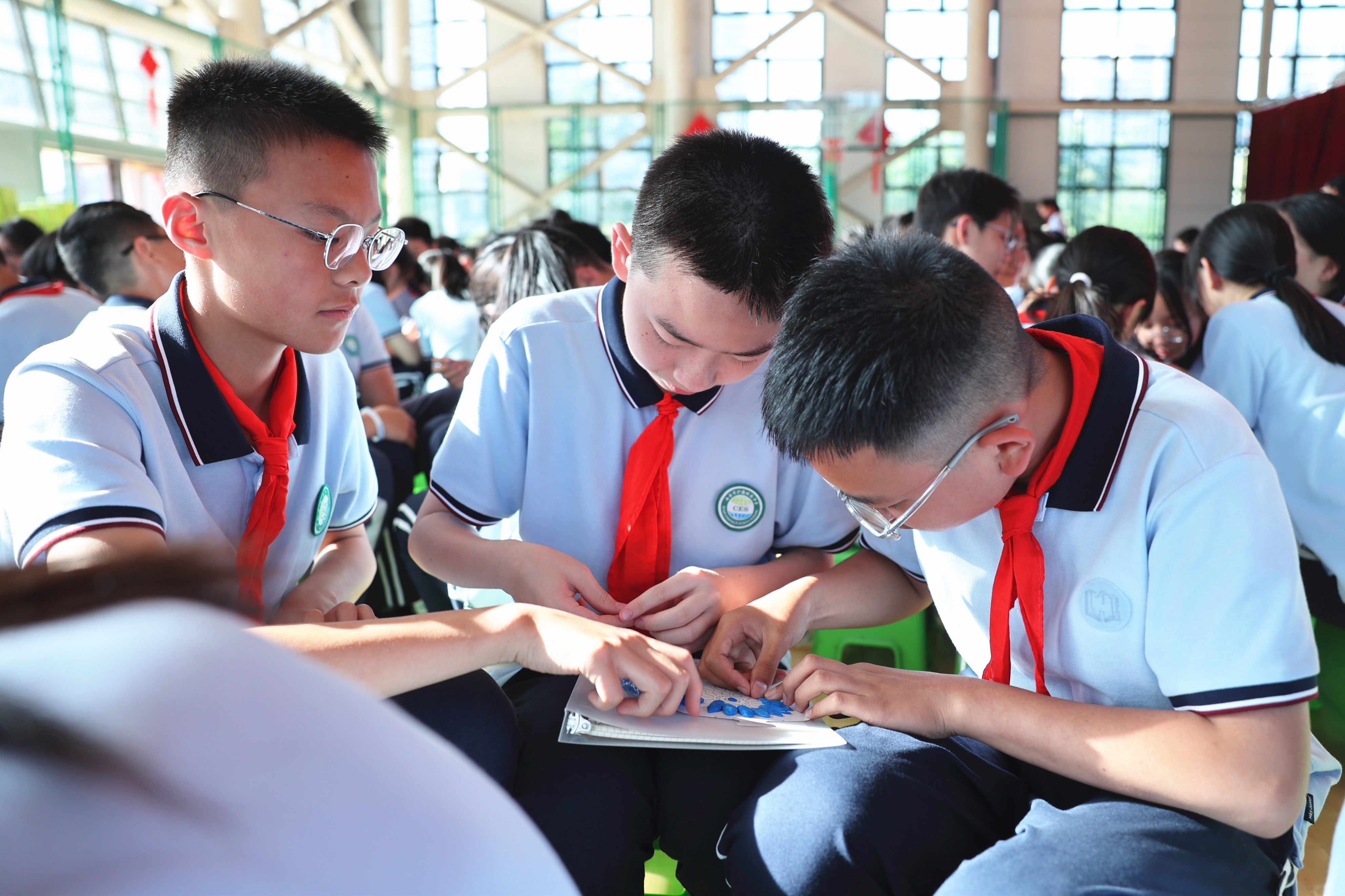 校园秒变创意大“秀场”！看浐灞欧亚中学师生，如何玩转体育艺术文化节