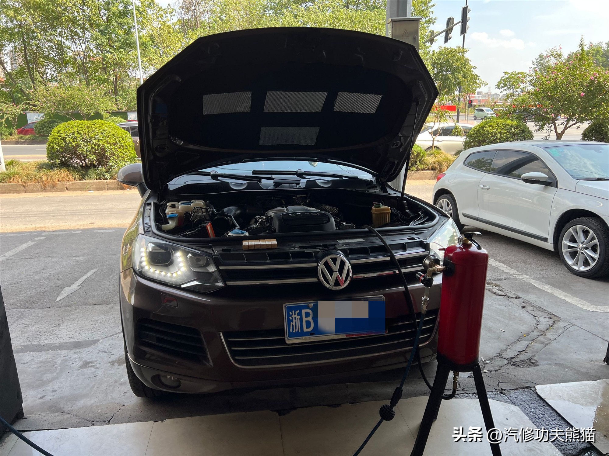 大众途锐烧机油积碳严重,途锐有必要清洗积碳吗