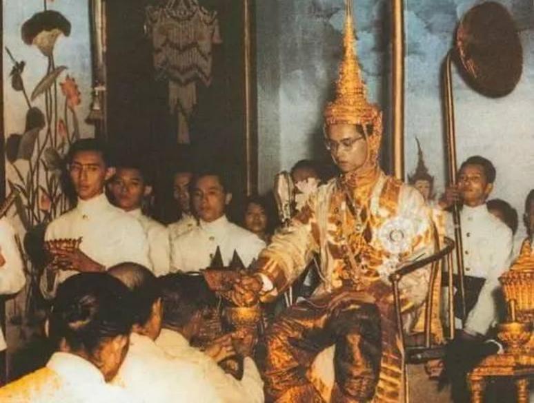 泰国王室“十世而亡”的诅咒,泰国王室的诅咒十世而亡