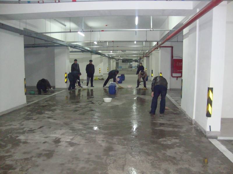 混凝土地面起砂起灰的解决方法,混凝土地面起砂起灰修复方案