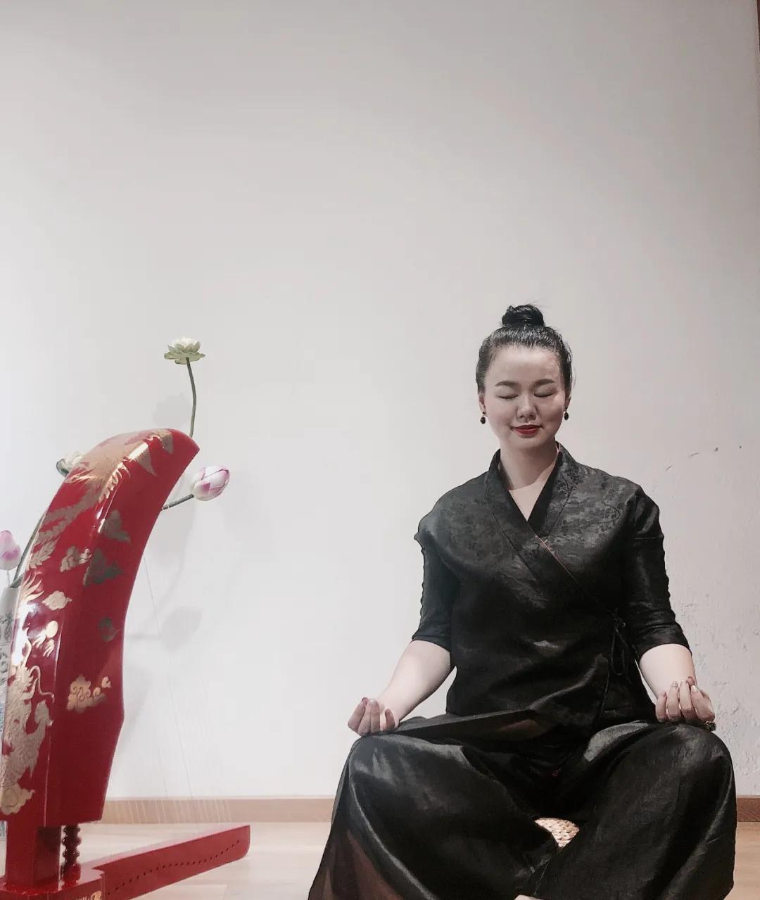 旗袍经典面料,永不过时的旗袍面料