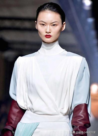 从追捧“丑模”吕燕到对眯眯眼说不，“高级脸”的pua该结束了