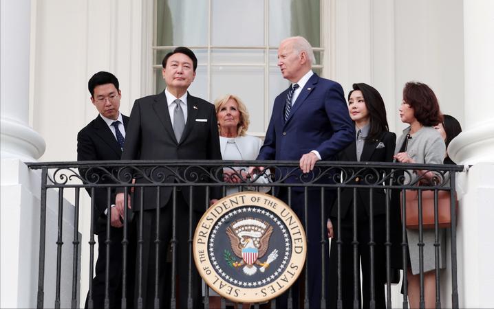 韩第一夫人,韩国第一夫人闪耀亮相国宴