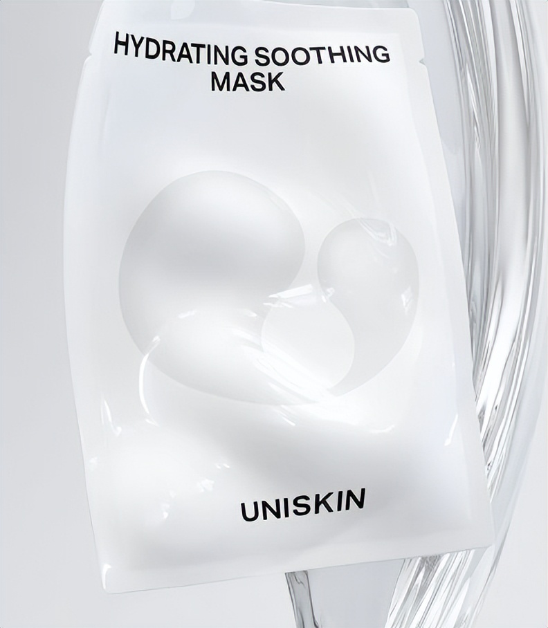 脸部缺水卡粉怎么补救,夏季上妆卡粉怎么处理