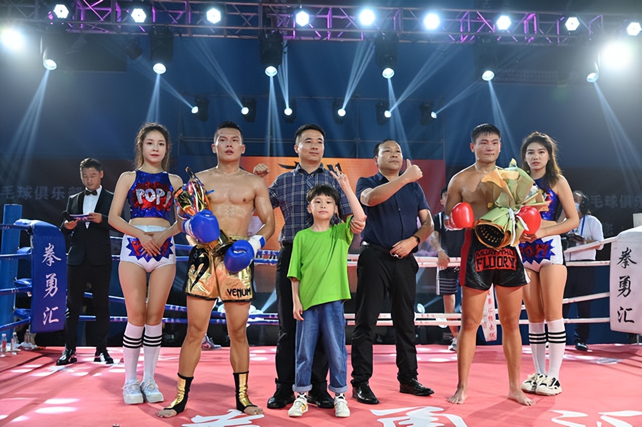 苏战格斗冠军赛震撼打响！中国新生代搏击力量越战越勇
